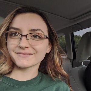 Meet your Posher, Molly